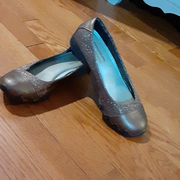 Skechers Shoes - Skechers Bronze Loafers❤Excellent Condition